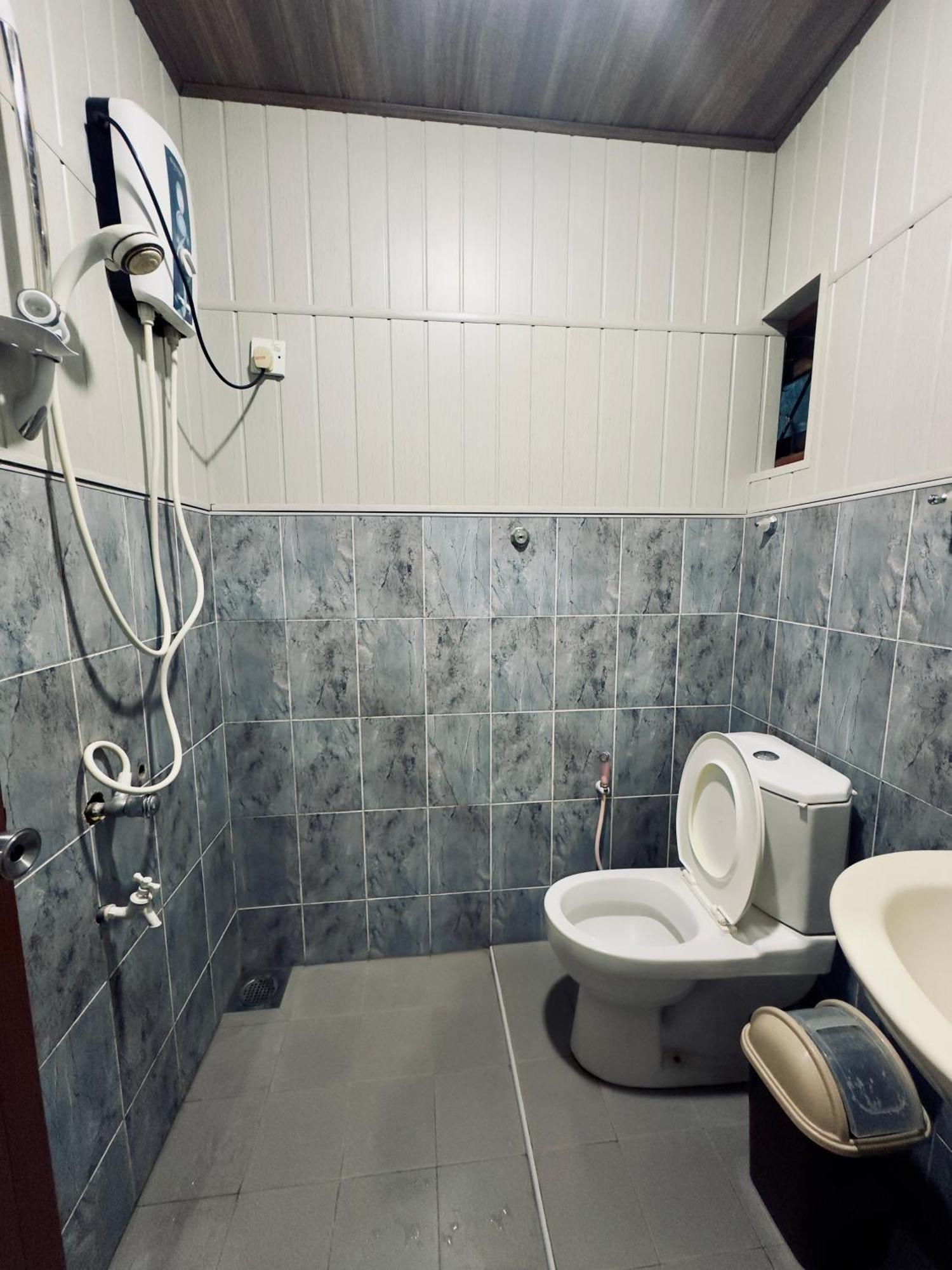 Abc Guest Inn & Restaurant Хапутале Номер фото